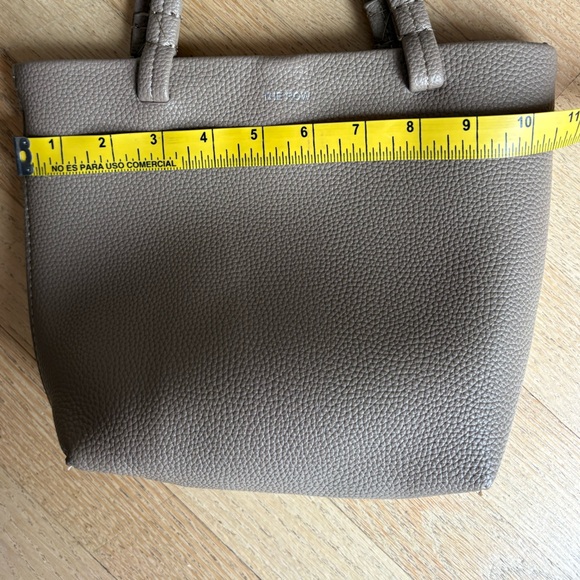 The Row Park Small Leather Tote Bag - Picture 10 of 11